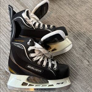 Bauer Supreme one20 Black & White Ice Skates